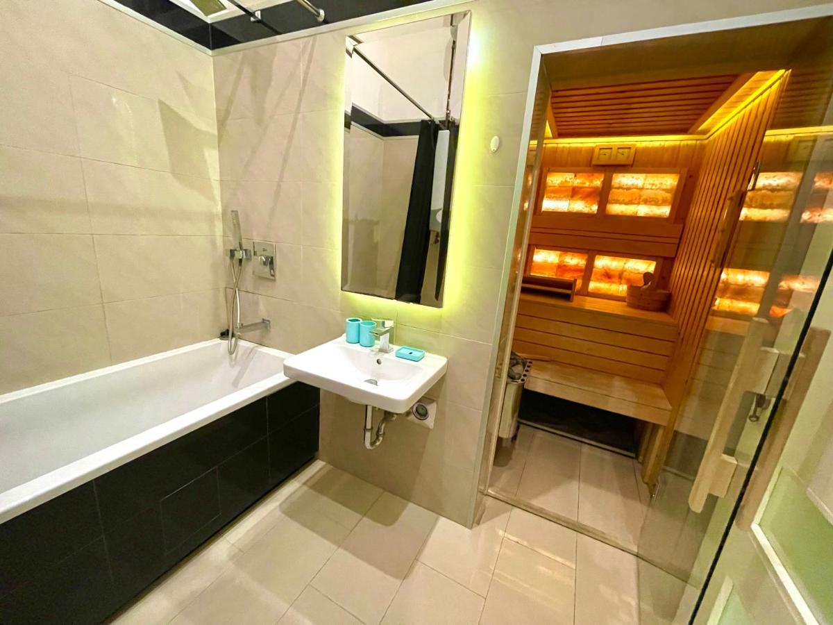 Pearl Lux Residency - Finn Sauna & Steam Room Будапешт Экстерьер фото